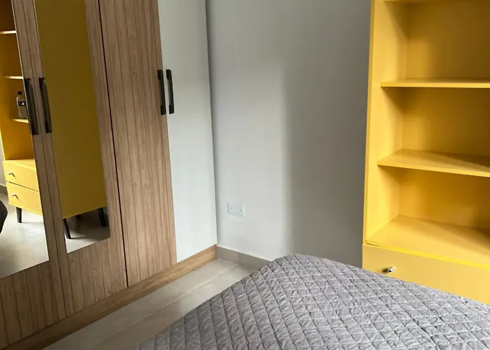 Apt Dois Quartos Seis Pessoas