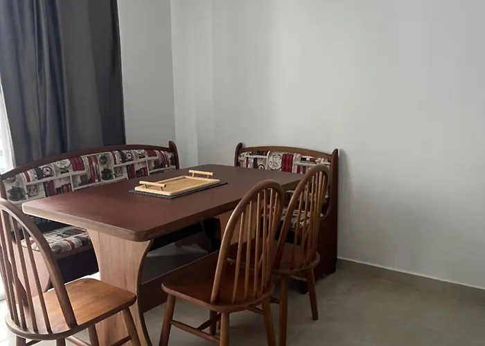 Apt Dois Quartos Seis Pessoas