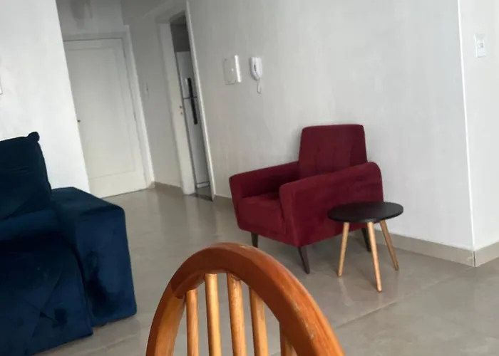 Apt Dois Quartos Seis Pessoas